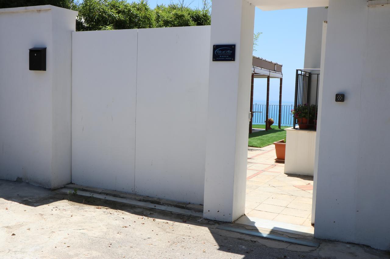 Vista Sul Mare Couette-café 3*